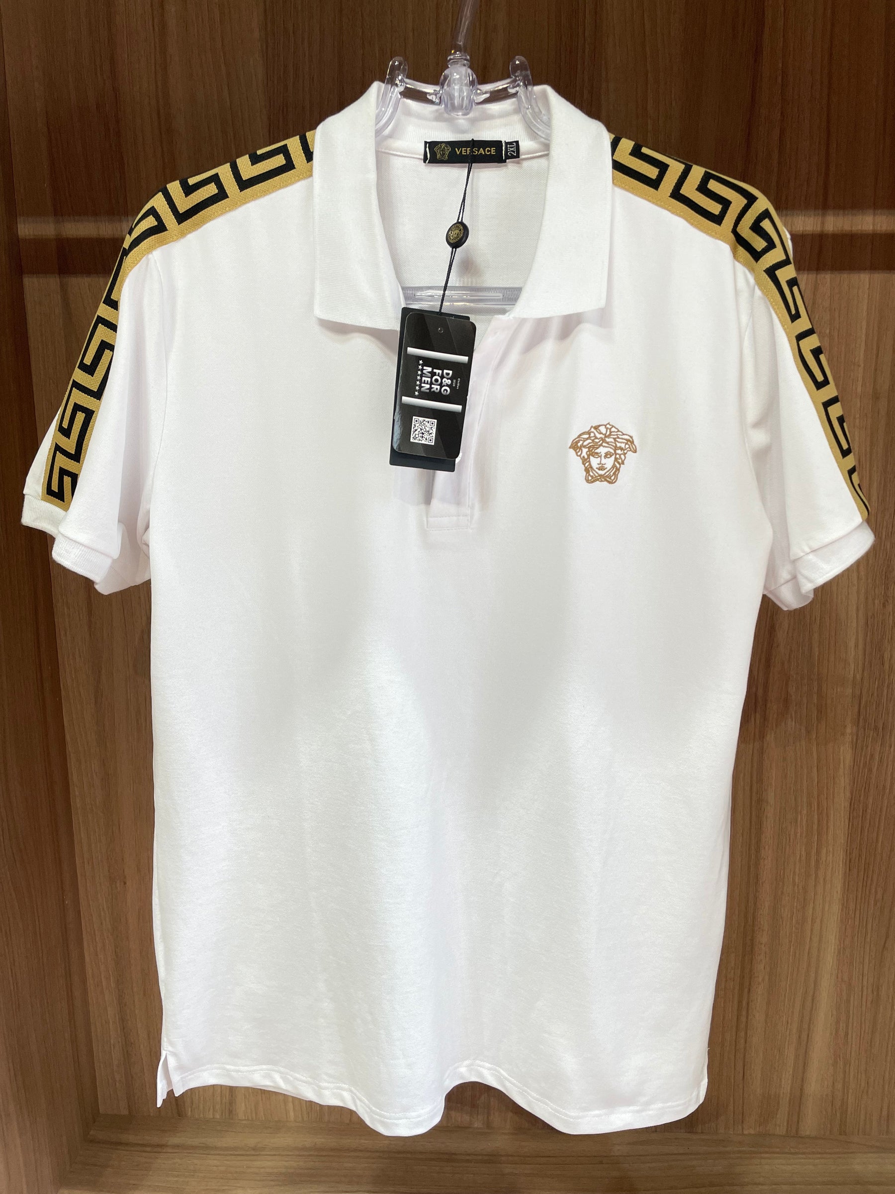 Conjunto De Grife - Versace (Promoção Esquenta Black Friday) [CAMISA + BERMUDA + CHINELO]