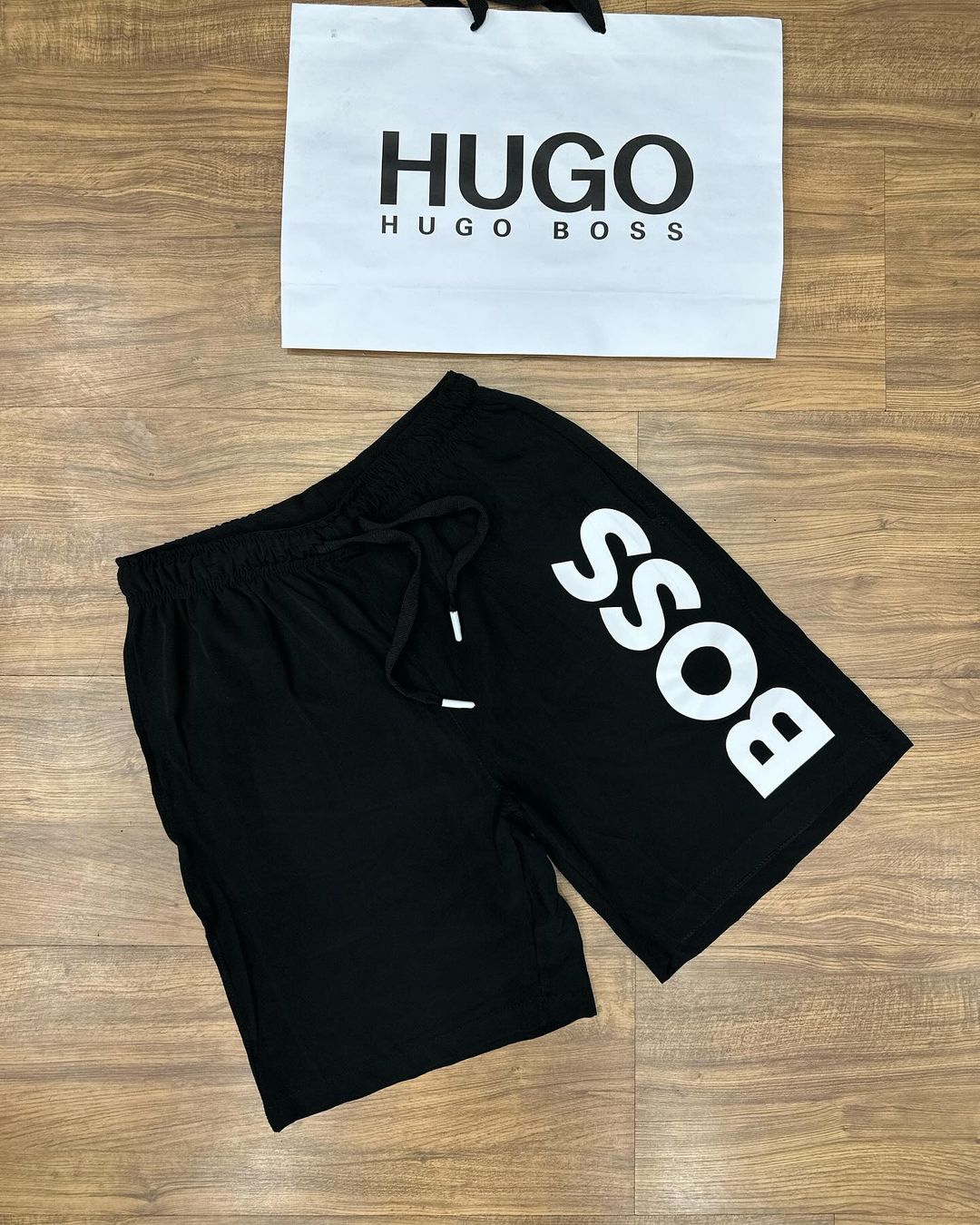 Kit 6 Bermudas HUGO BOSS ( VALOR DE ATACADO) PROMOÇÃO ESQUENTA BLACK FRIDAY