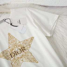 Camiseta Dior Iconic - Edição Minimalista branco