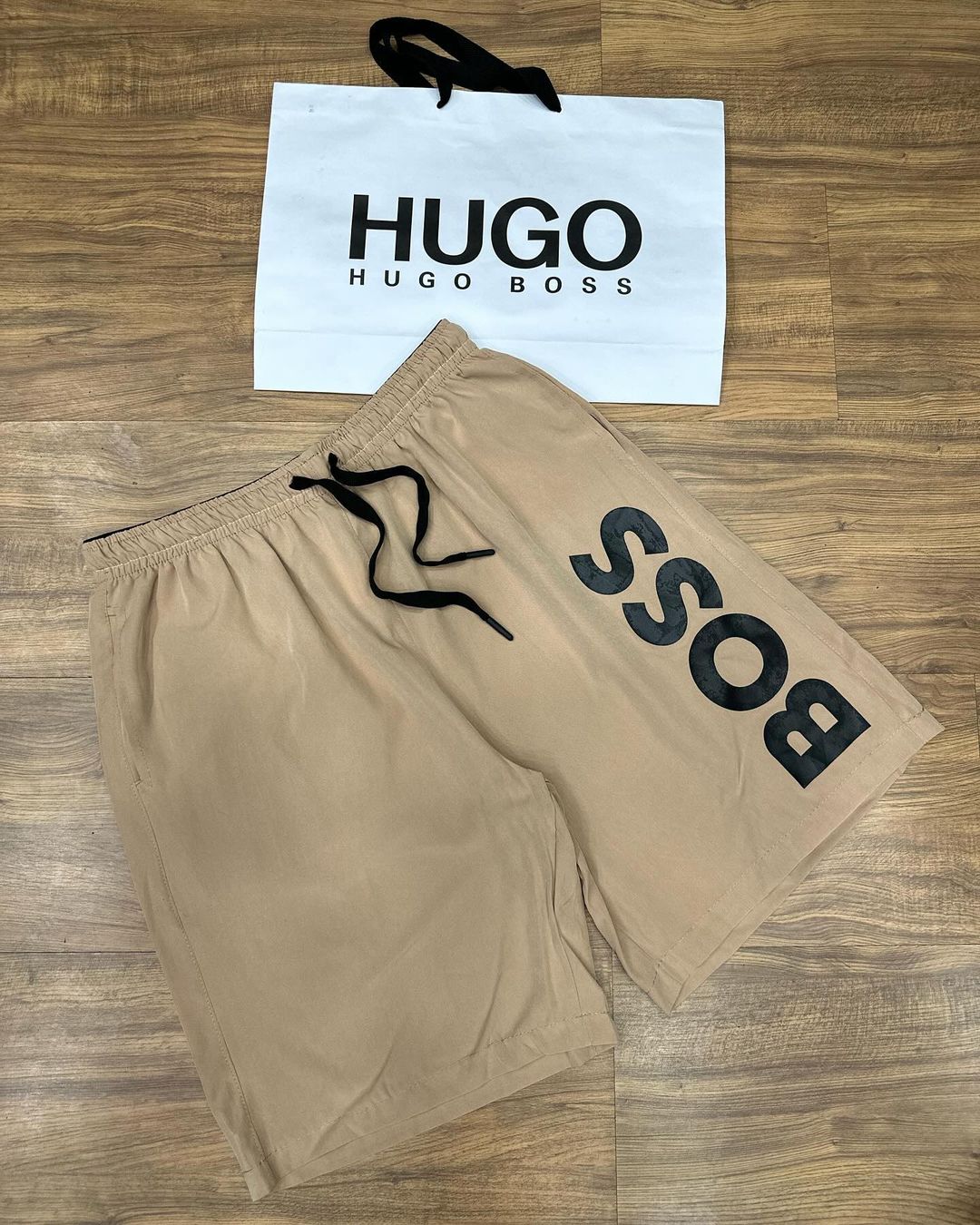 Kit 6 Bermudas HUGO BOSS ( VALOR DE ATACADO) PROMOÇÃO ESQUENTA BLACK FRIDAY