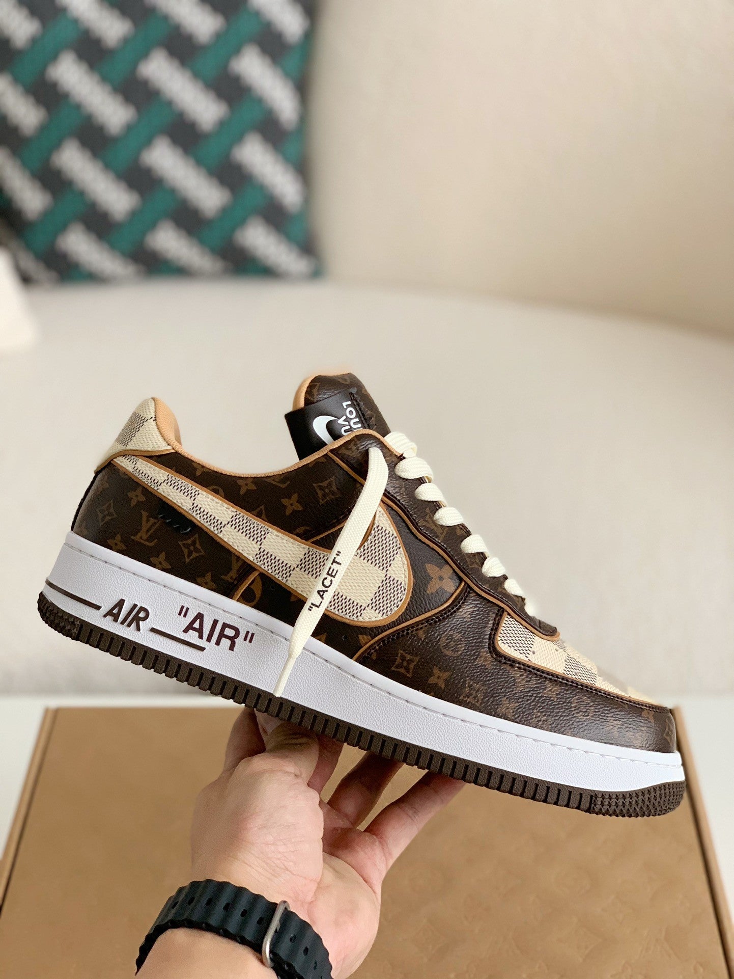 LOUIS VUITTON X NIKE AIR FORCE 1 ( PROMO ESQUENTA BLACK FRIDAY)